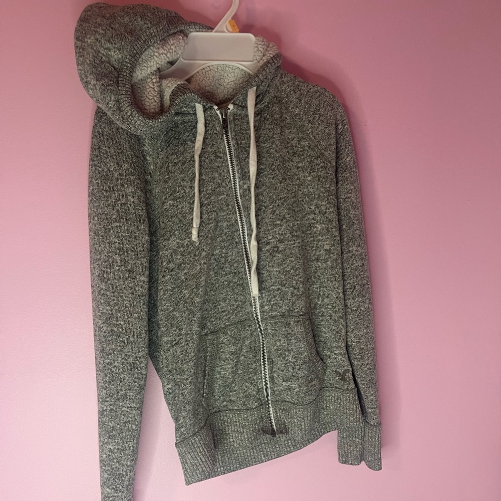 American Eagle zip up